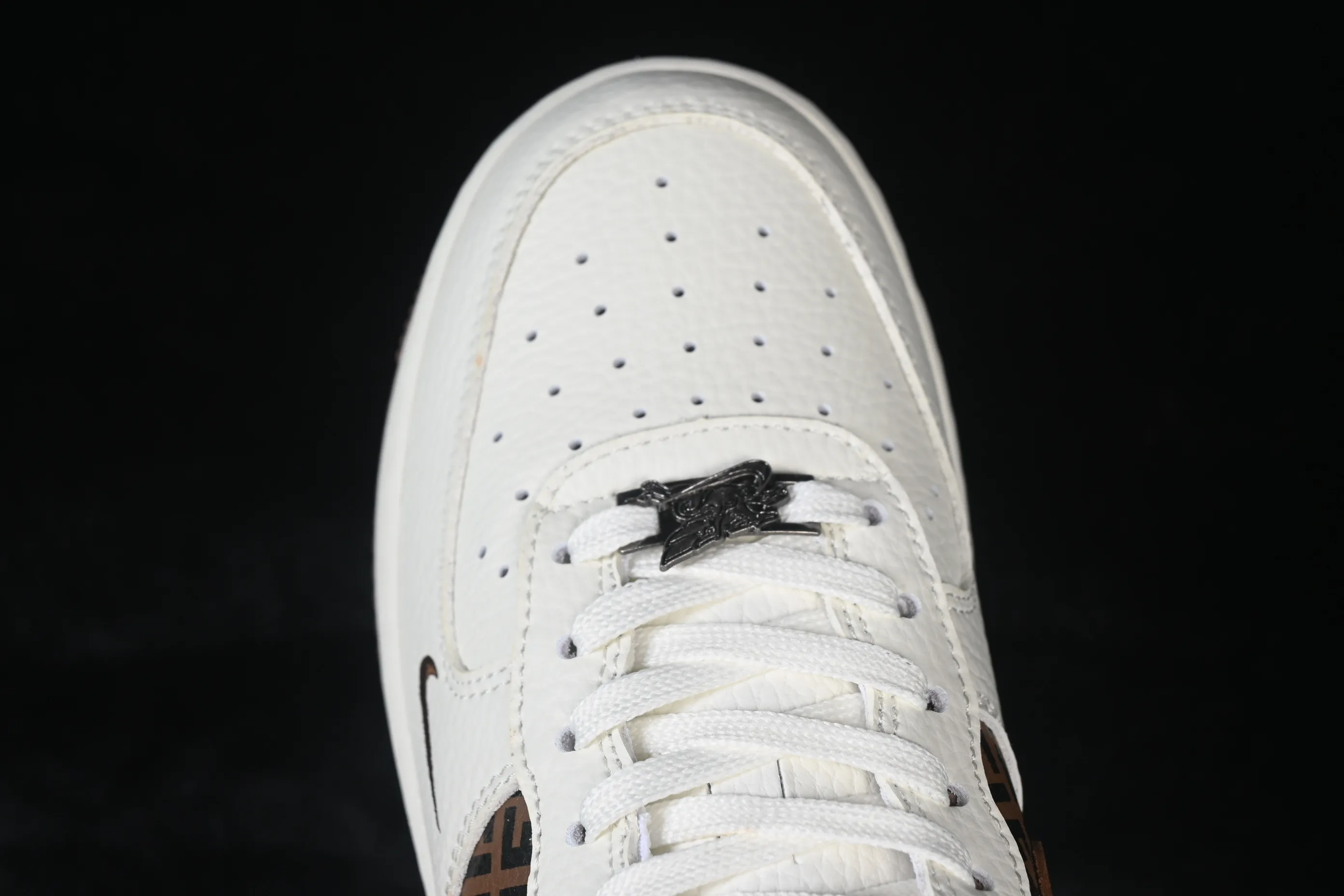 All categories Nk Air Force 1 Air Force series Nk Air Force 1 Low Air Force low top Nike Air Force 1'07 Low Fendi co-branded retro white and brown Air Force 1 low top casual sneakers XY9025-017